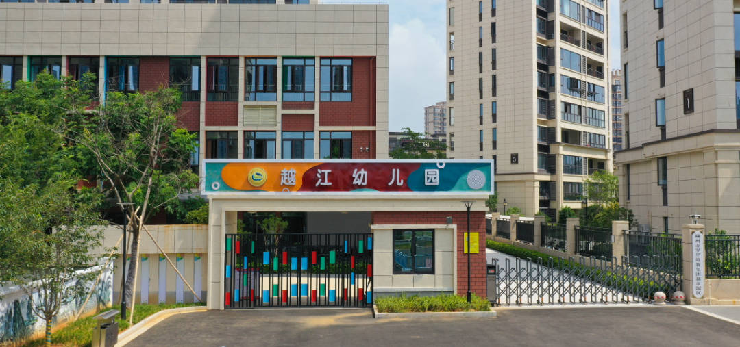 園門口.jpg